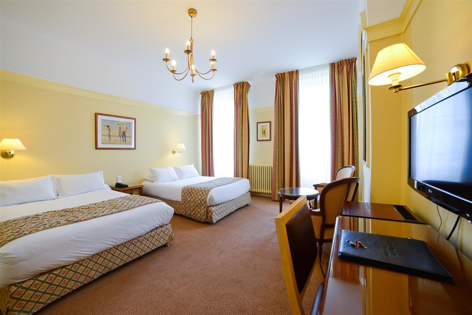 Hotel Mercure Bayonne Centre Le Grand Hotel Exteriör bild